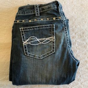 Cowgirl Tuff Jeans 28x37